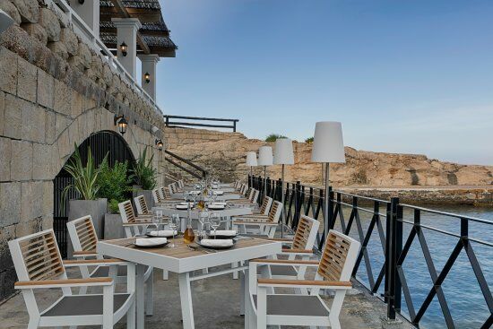 The Boathouse Lounge