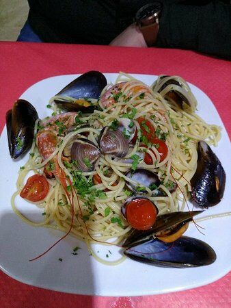 Propaganda Bistrot & More