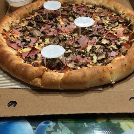 Pizza Hut Restaurant