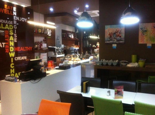 J'Oli Sandwich Salad Bar