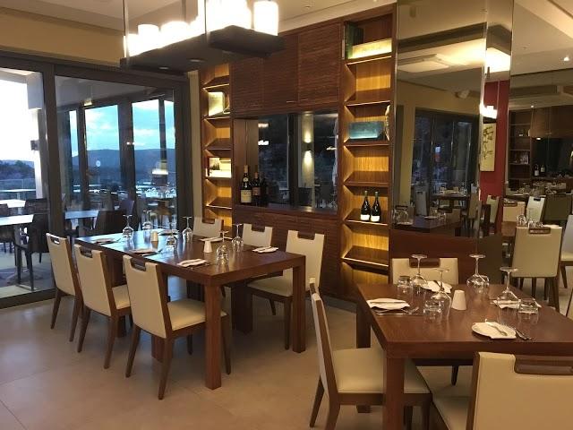 one80 Kitchen & Lounge