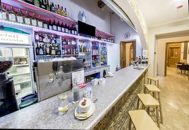 Ic-Centru Restaurant Caffe' Gharb Gozo