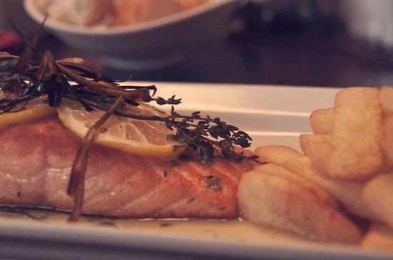Bistro Ten-o-one