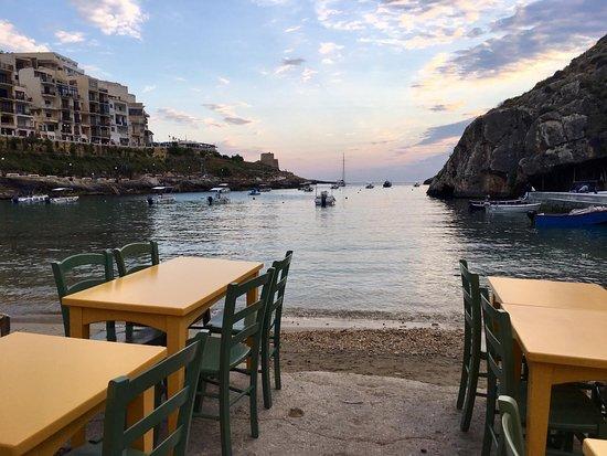 Saint Patrick's Hotel Restaurant & Bar