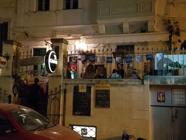 Simon's Pub