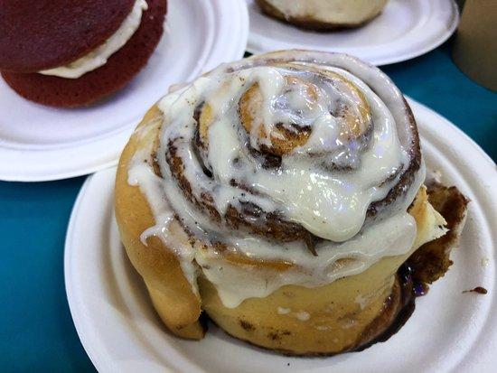 Cinnabon