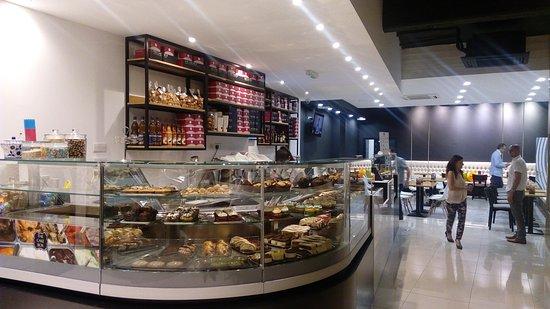 The Cake Box Mosta