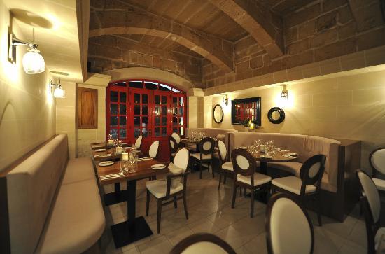 Commando Restaurant
