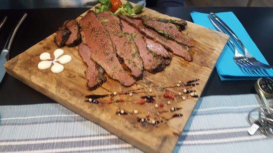 Pit Master Authentic Smokehouse