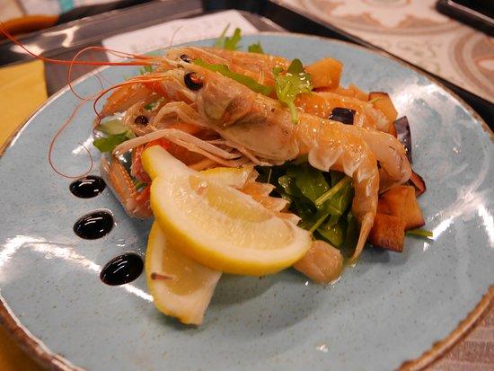 T'Anna Mari Fish Food Court