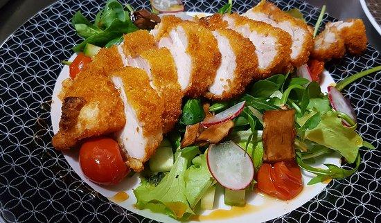 Rinella Kitchen & Lounge