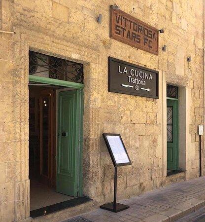 La Cucina Trattoria