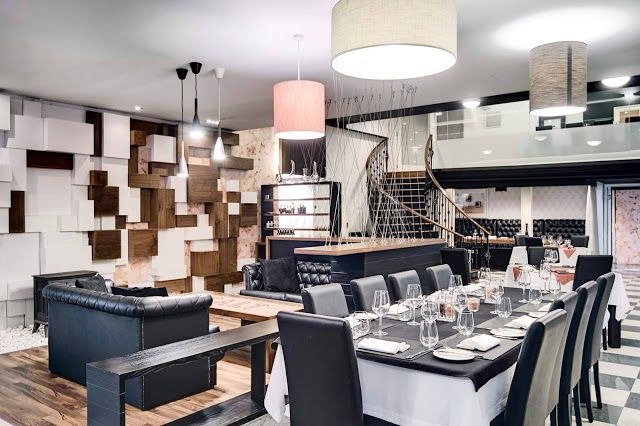 SALT - Kitchen & Lounge
