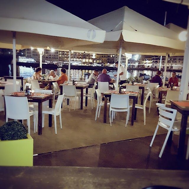 Otters Bistro