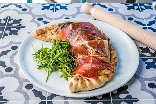 Luzzu Restaurant