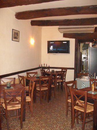 The Old Smuggler's Pub & Restaurant