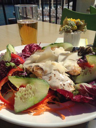 Sea Breeze Cafe